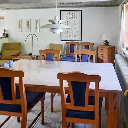 2 Bedroom Amazing In 別荘