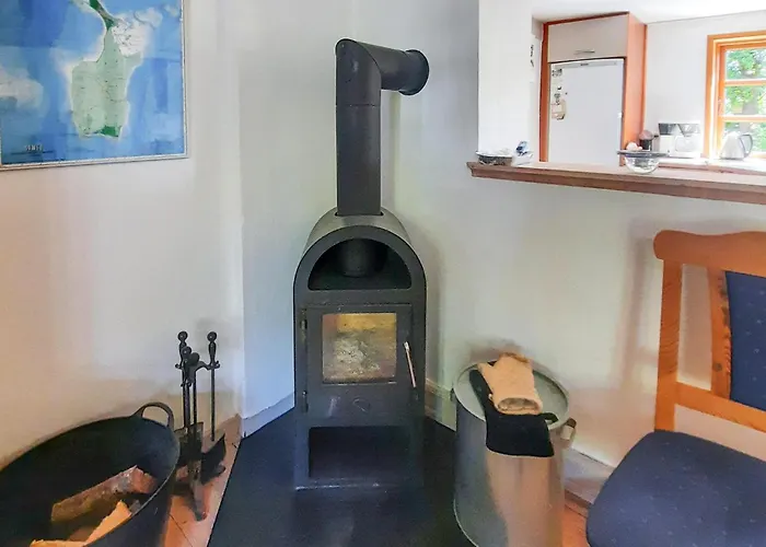 2 Bedroom Amazing In Samsø